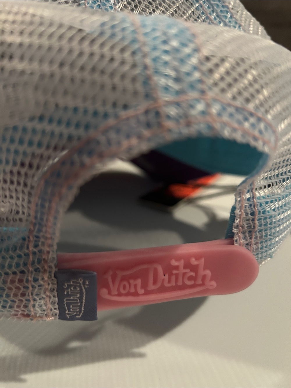 Von Dutch Iridescent Flying Eyeball Trucker Hat Blue Combo Y2K Festival NWT - Picture 6 of 6